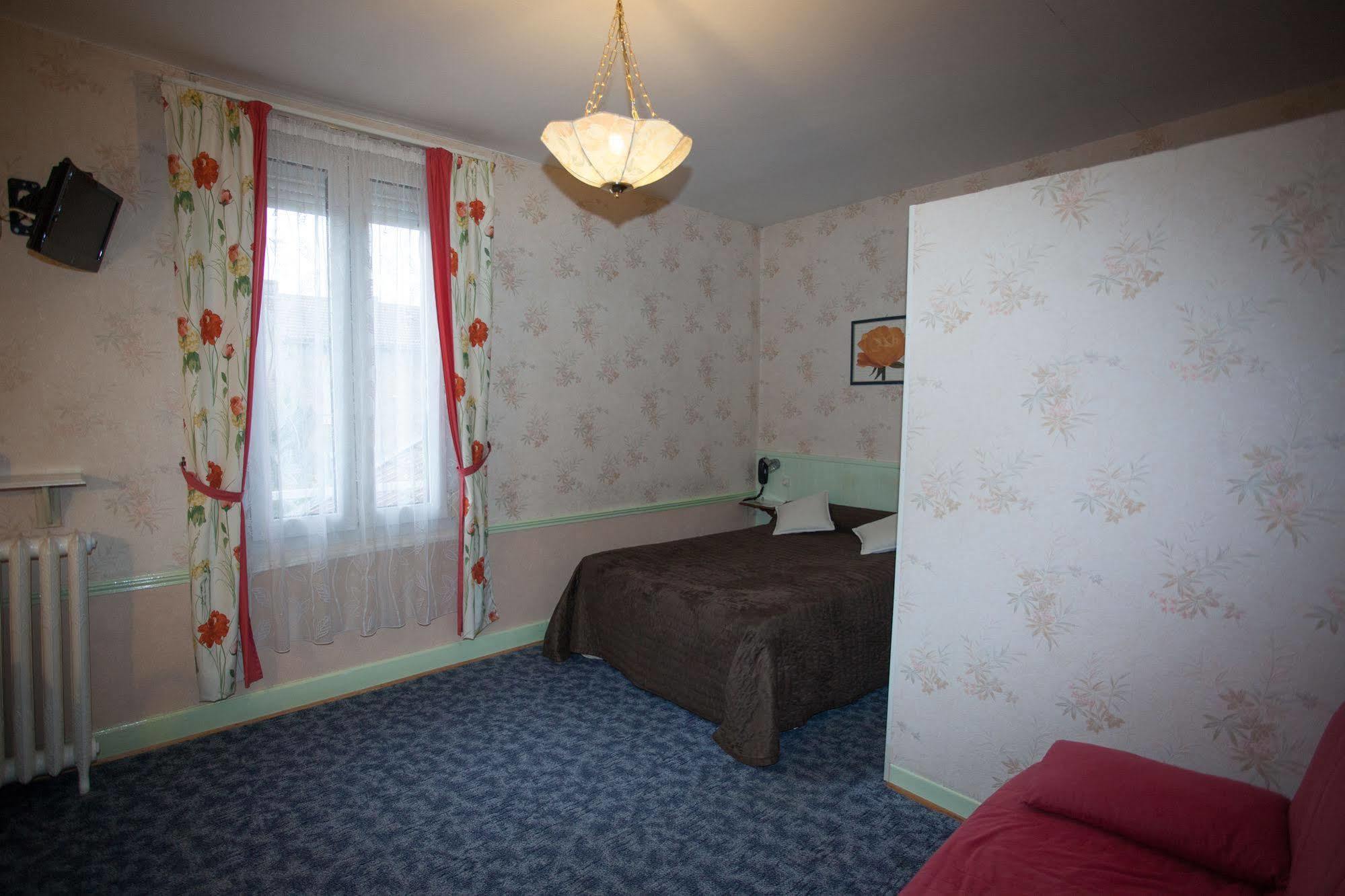 Hotel De La Cité Châlons-en-Champagne Buitenkant foto