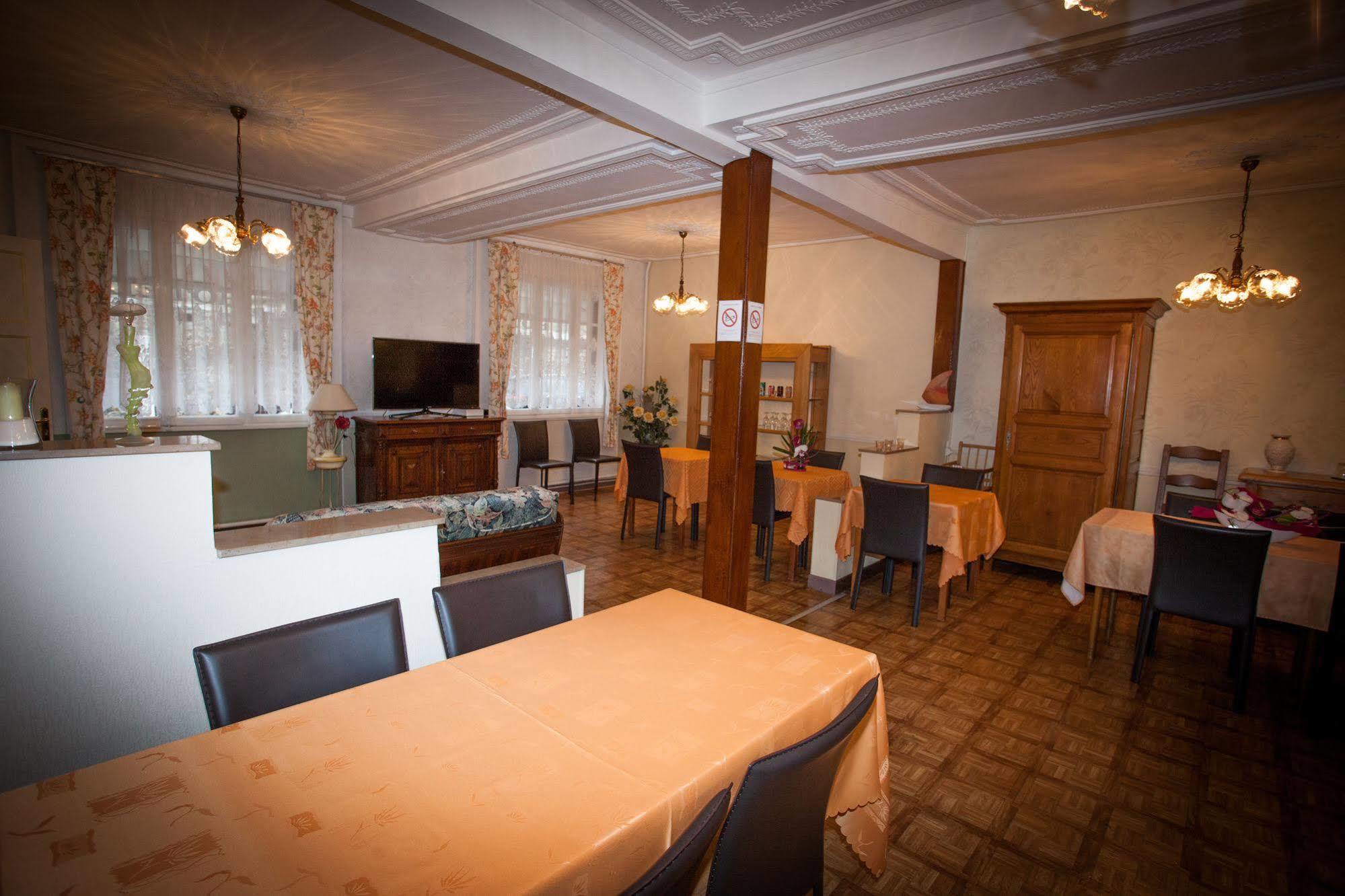 Hotel De La Cité Châlons-en-Champagne Buitenkant foto